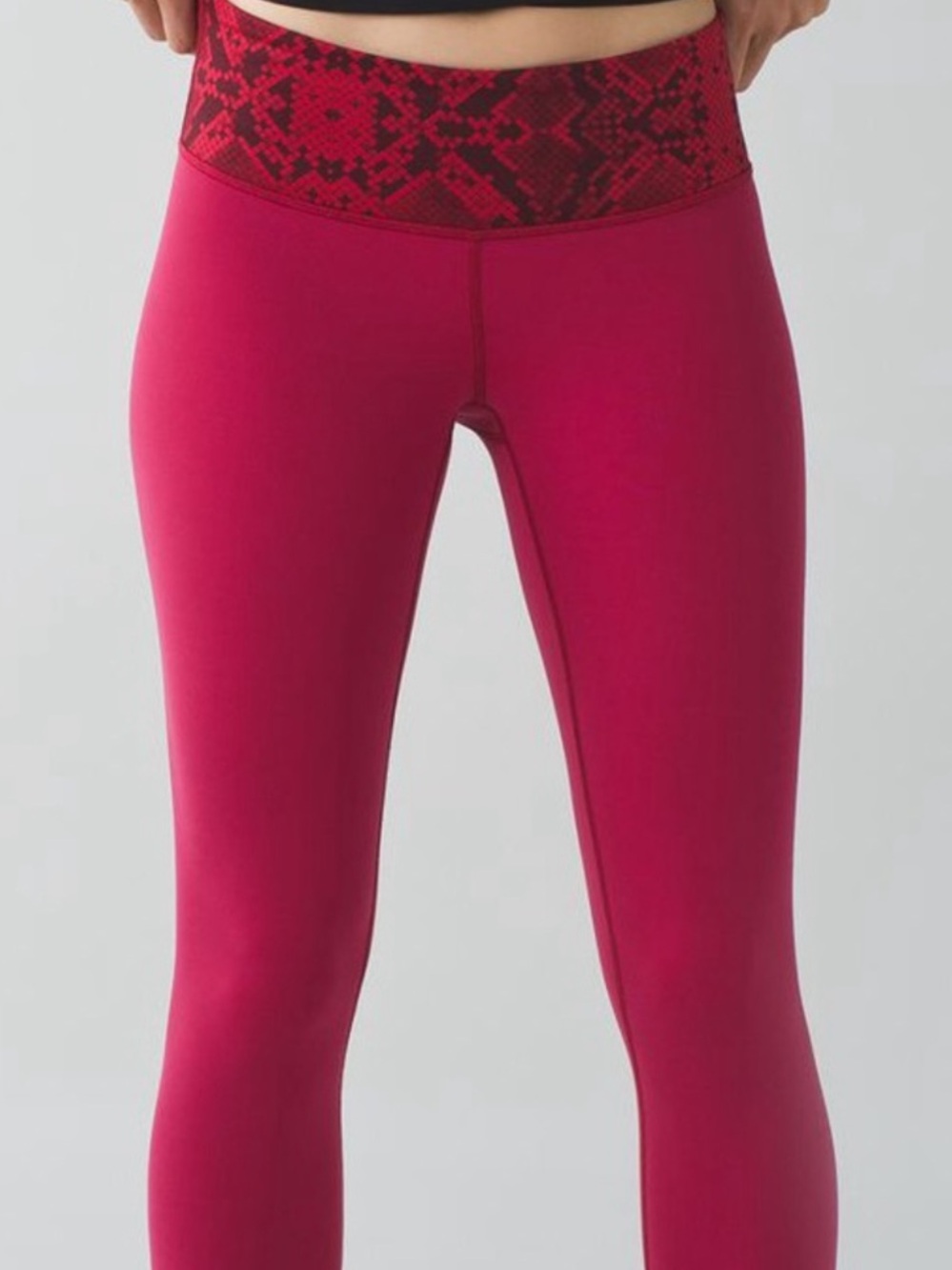 Lululemon wunder under reversible legging